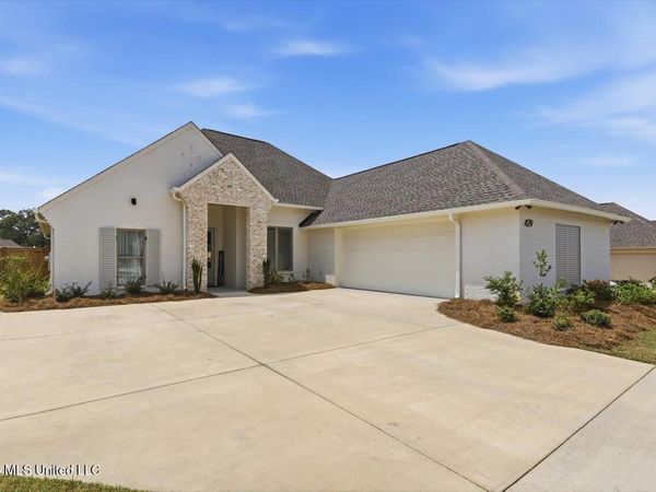 429 Aurora Circle, Canton, MS 39046