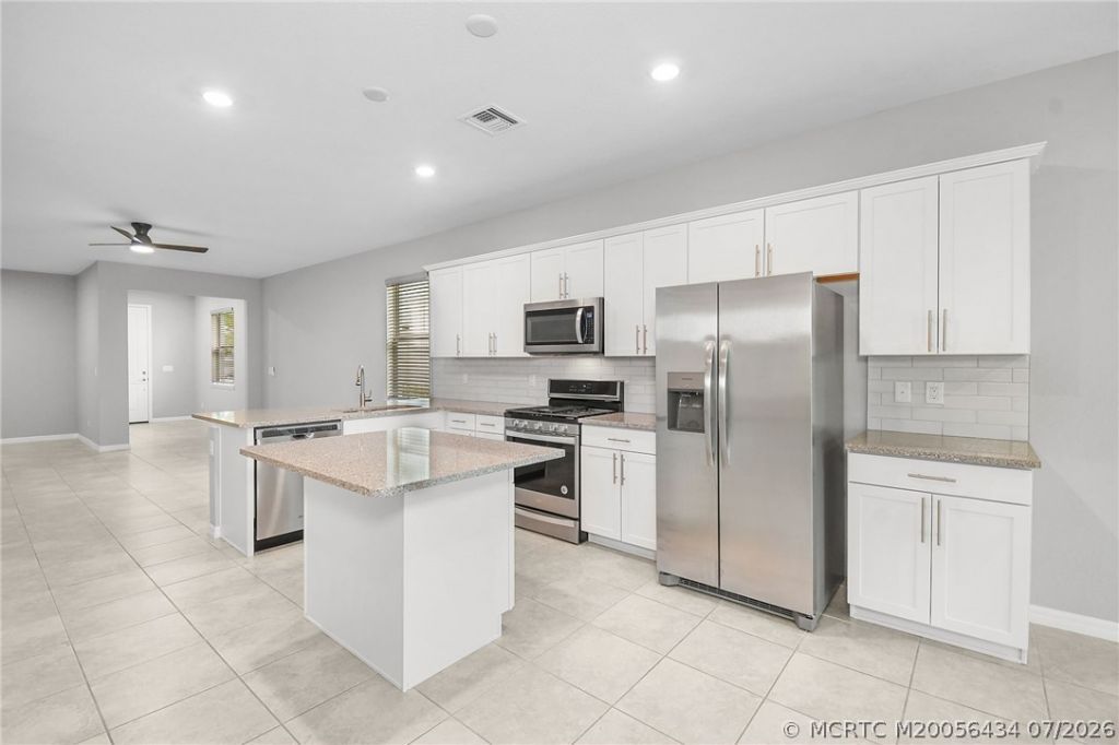 10214 SW Captiva Drive, Port Saint Lucie, FL 34987 Photo