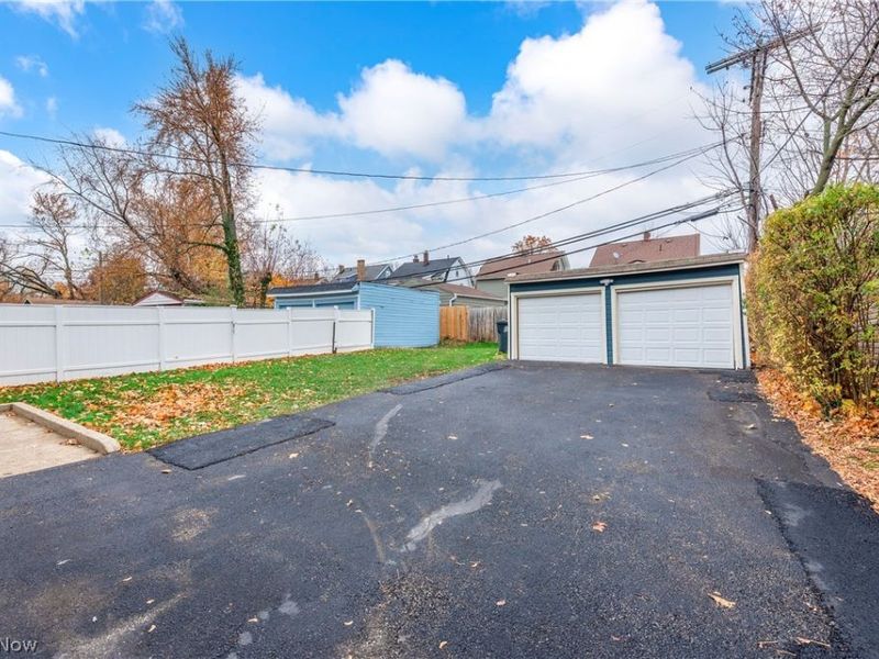 2127 Marlindale Road, Cleveland Heights, OH 44118 Photo 4