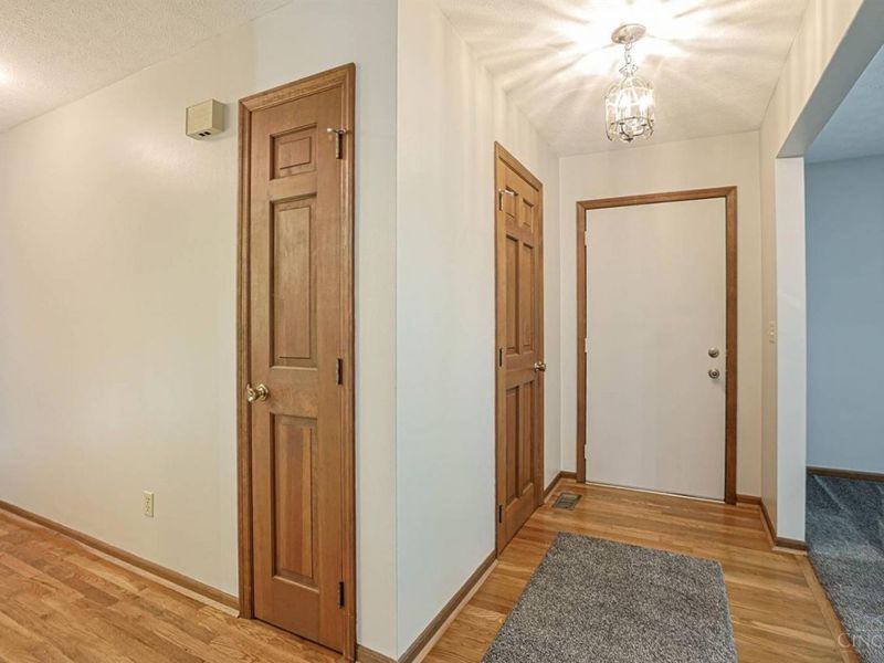 6750 Devon Drive, Liberty Township, OH 45044 Photo 4