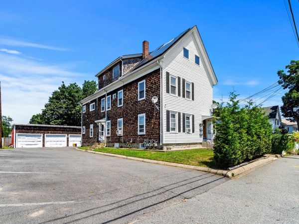 34 Provost St, Brockton, MA 02302