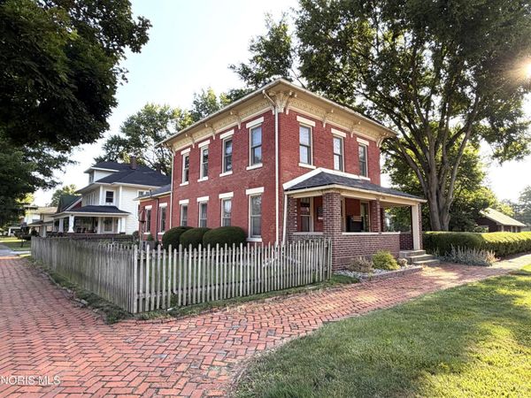 226 W Finley Street , Upper Sandusky, OH 43351