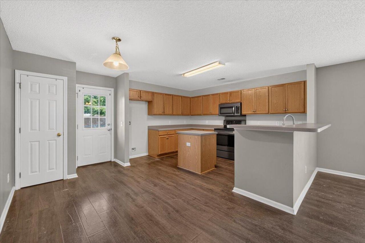 8552 Chloe Lane Photo 8