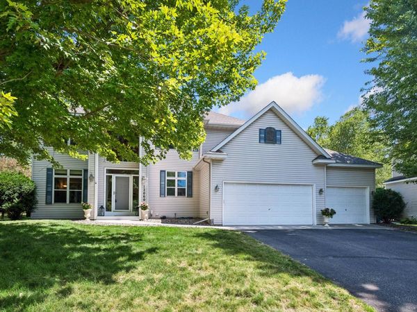 12060 41st Avenue N, Plymouth, MN 55441
