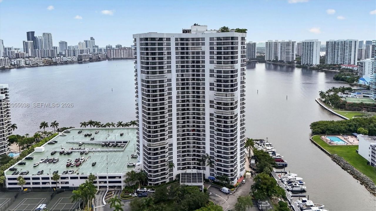 3530 Mystic Pointe Dr , Unit 1606, Aventura, FL 33180 Photo