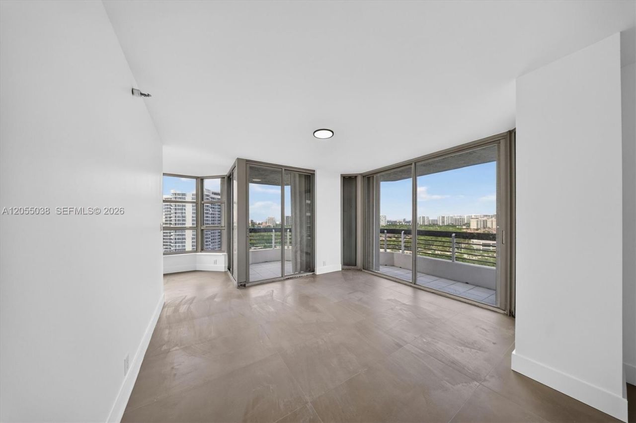 3530 Mystic Pointe Dr , Unit 1606, Aventura, FL 33180 Photo