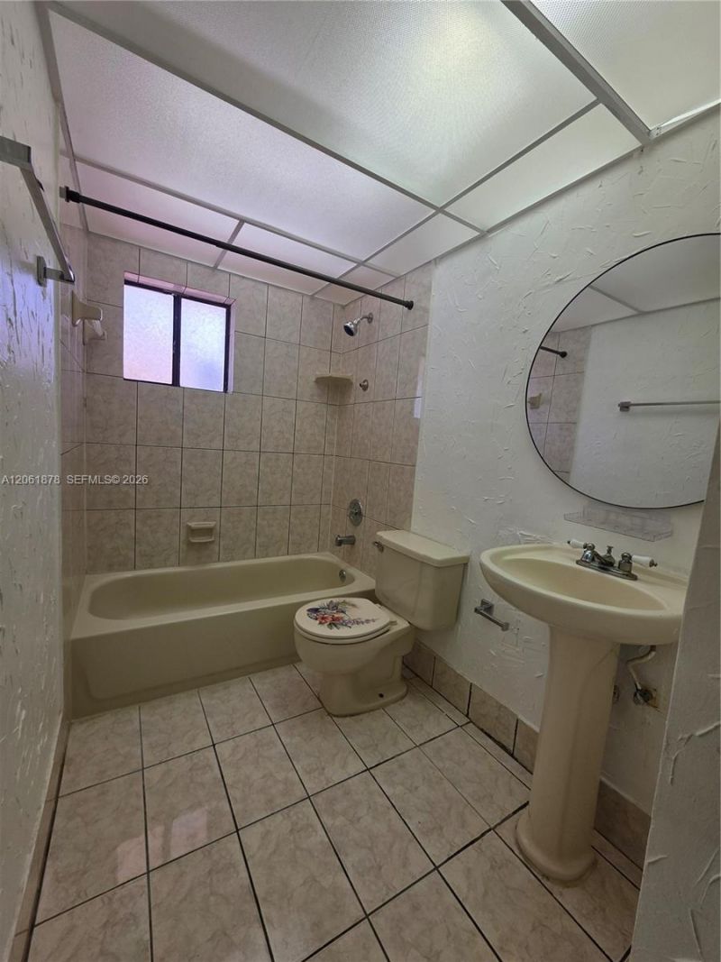 8600 SW 133rd Ave Rd , Unit 424, Miami, FL 33183 Photo