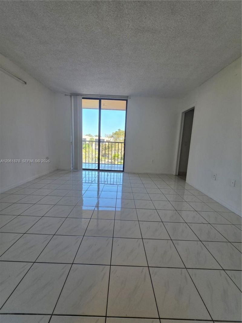 8600 SW 133rd Ave Rd , Unit 424, Miami, FL 33183 Photo