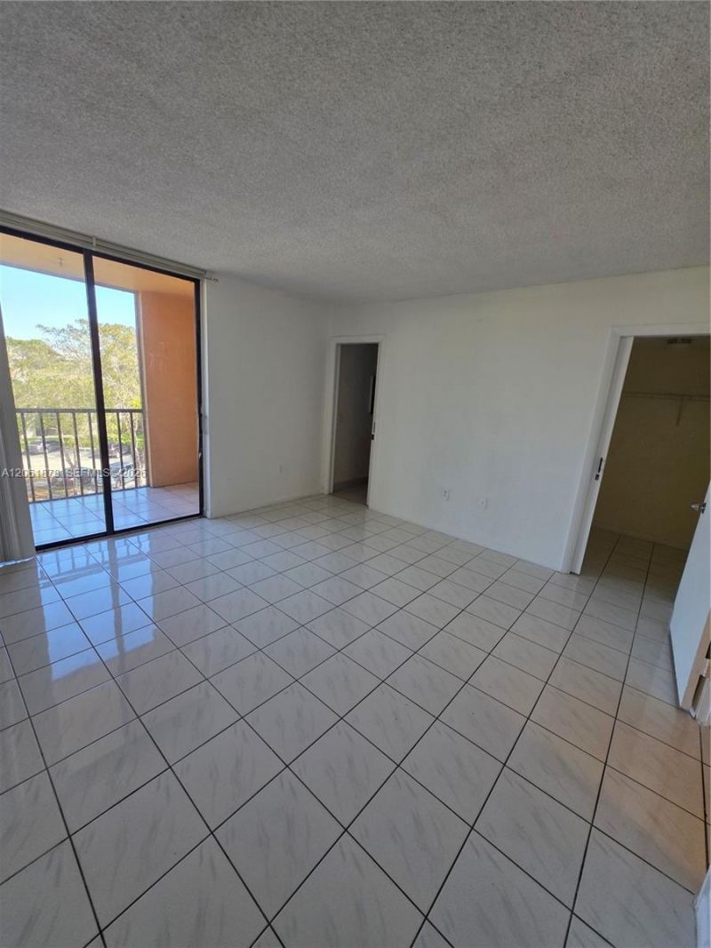 8600 SW 133rd Ave Rd , Unit 424, Miami, FL 33183 Photo