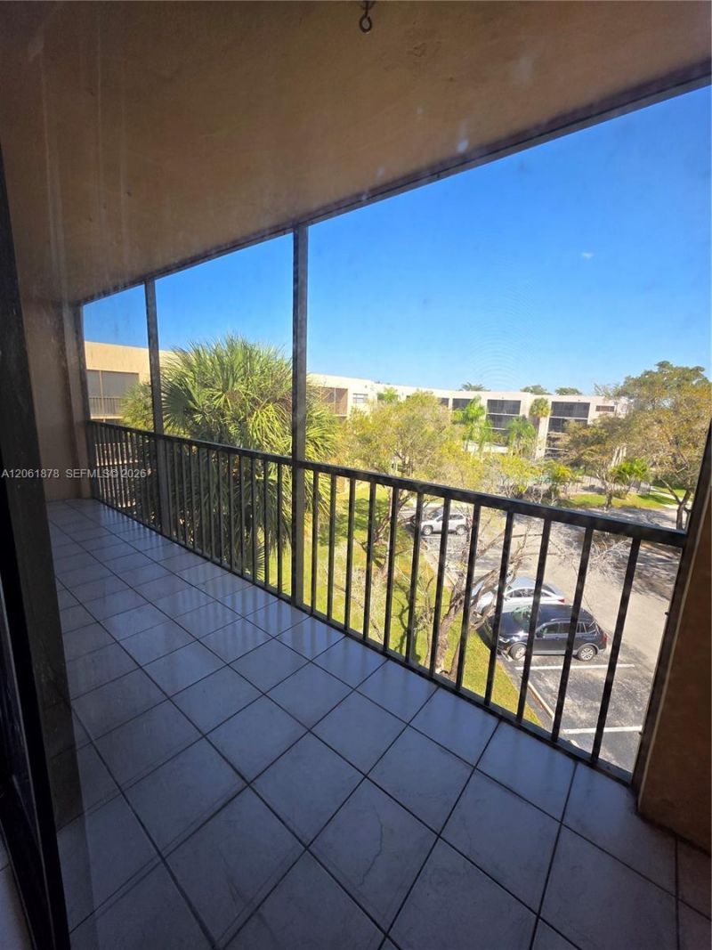 8600 SW 133rd Ave Rd , Unit 424, Miami, FL 33183 Photo