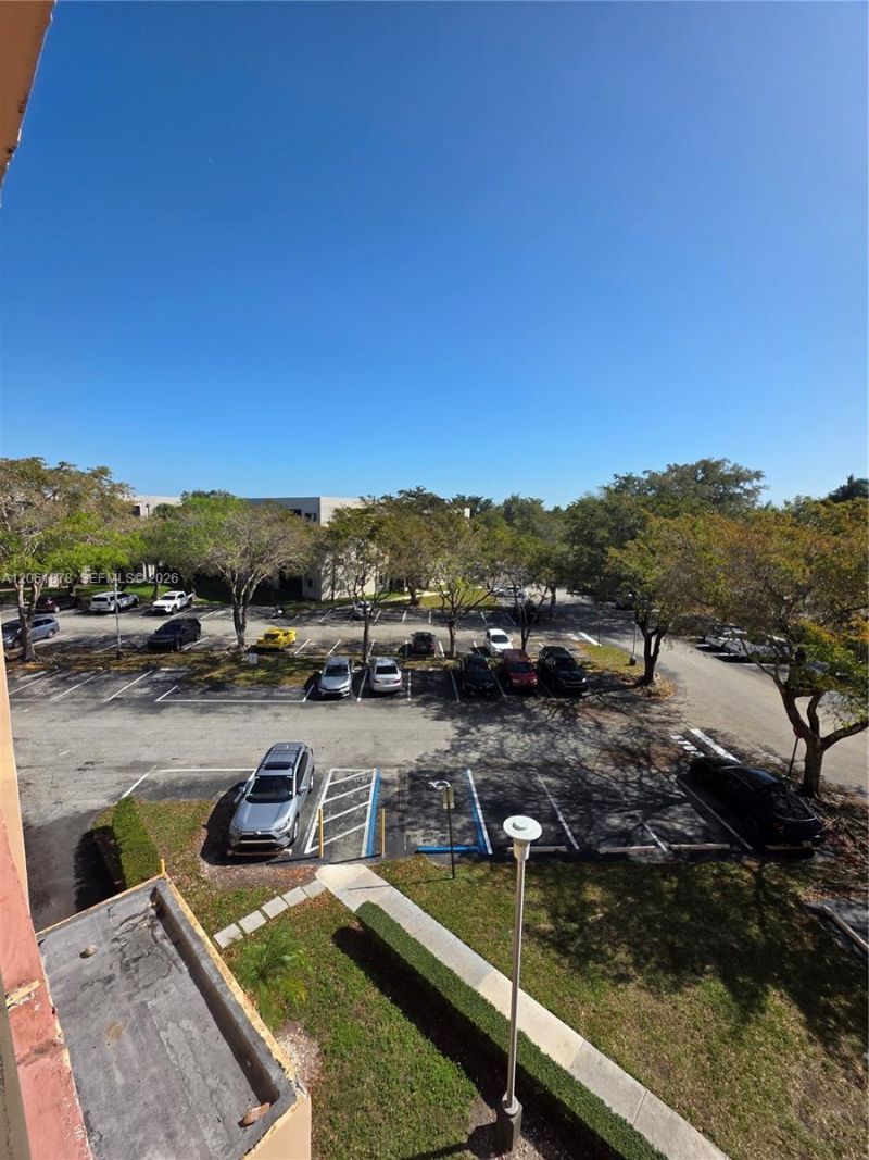 8600 SW 133rd Ave Rd , Unit 424, Miami, FL 33183 Photo