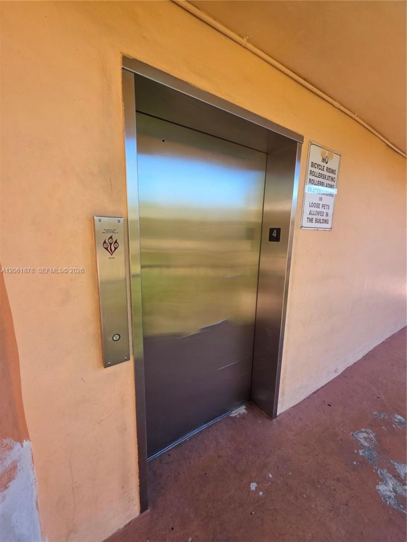 8600 SW 133rd Ave Rd , Unit 424, Miami, FL 33183 Photo
