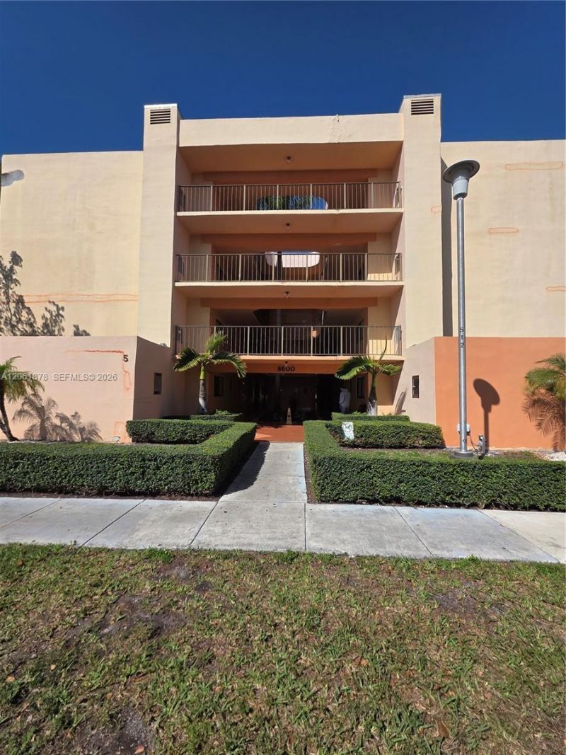 8600 SW 133rd Ave Rd , Unit 424, Miami, FL 33183 Photo
