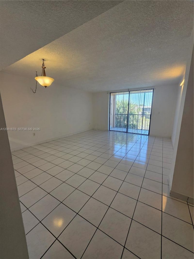 8600 SW 133rd Ave Rd , Unit 424, Miami, FL 33183 Photo