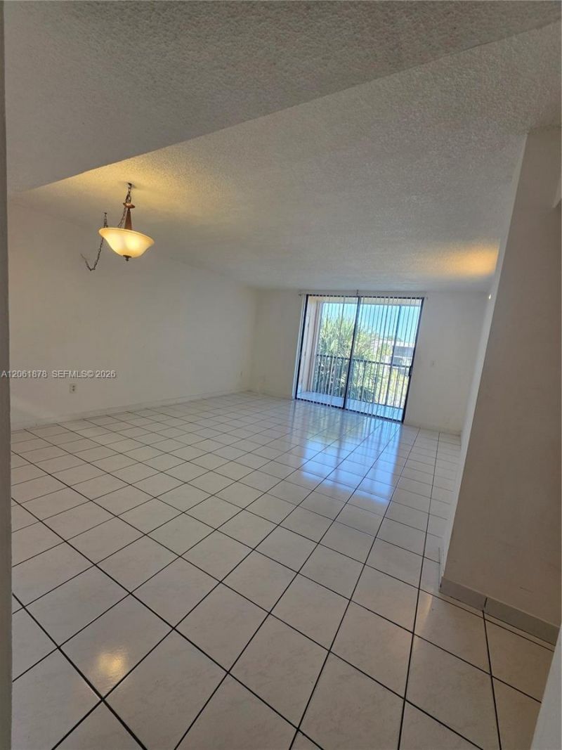 8600 SW 133rd Ave Rd , Unit 424, Miami, FL 33183 Photo
