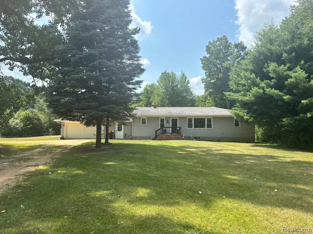 2100 Froede Road, Wells Township, Mi 48723 Main Photo