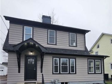 624 Mt. Zoar Street , Elmira, NY 14904