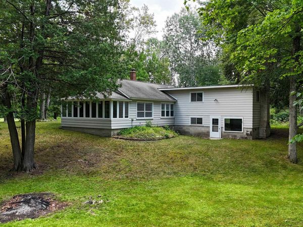 10996 Grant Avenue S, Clare, MI 48617