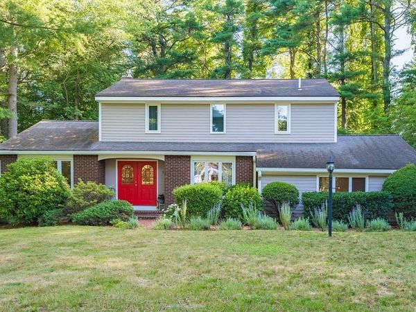 2 Nottingham Drive, Raynham, MA 02767