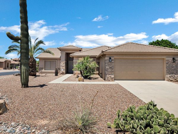 9952 E Emerald Drive, Sun Lakes, AZ 85248