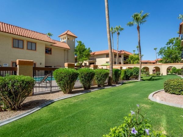 10330 W THUNDERBIRD Boulevard, Unit C107b, Sun City, AZ 85351