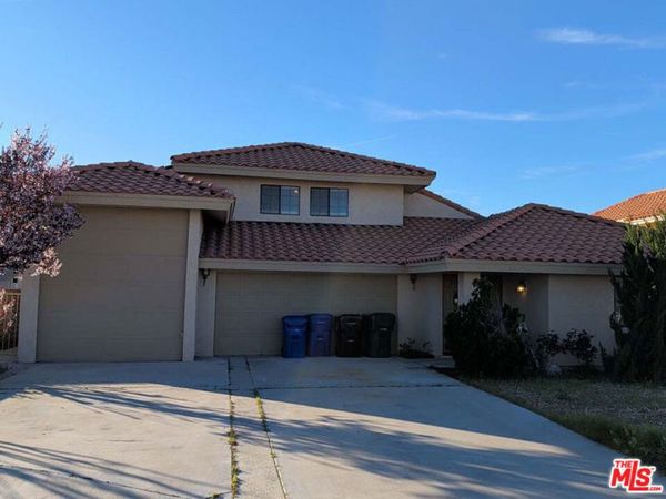14493 Hurricane Lane, Helendale, CA 92342