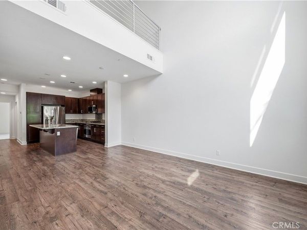 19 Soho, Irvine, CA 92612