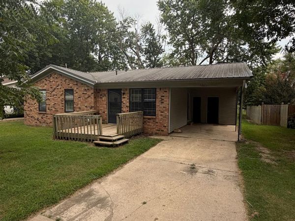 1317 S 6th Street, Paragould, AR 72450