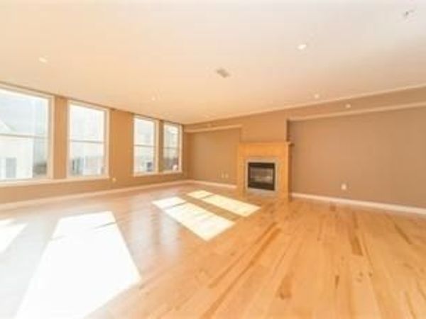 335 West 2nd, Unit 8, Boston, MA 02127