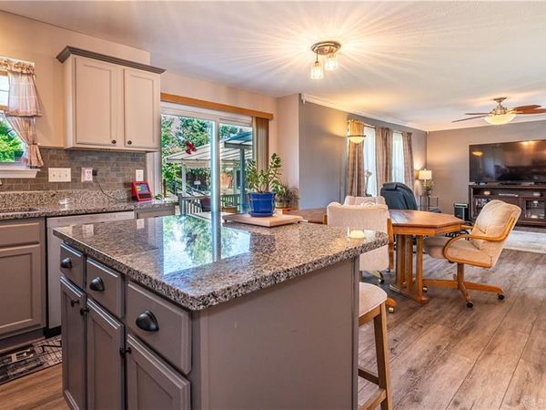 10765 Stone Ridge Way, Harrison, OH 45030