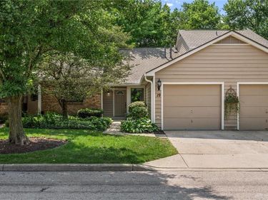 19 Evergreen Circle, Wyoming, OH 45215