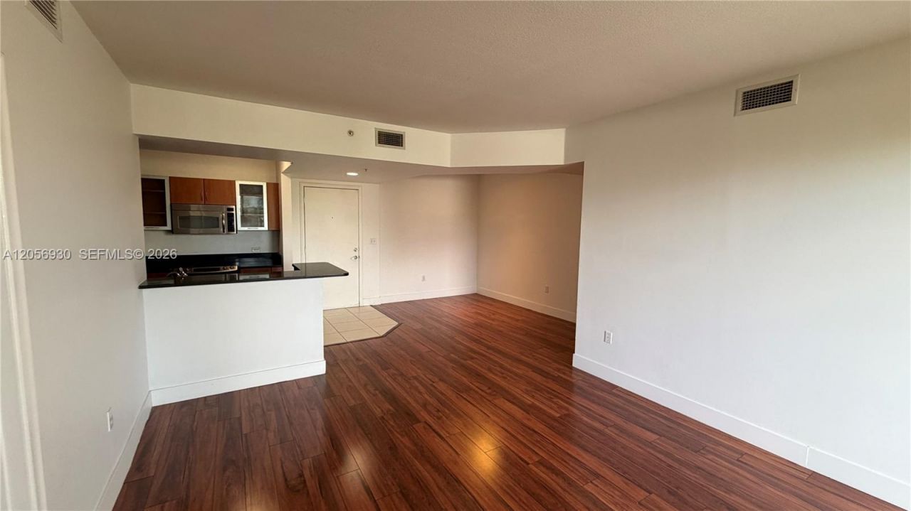 2775 NE 187th St , Unit 316, Aventura, FL 33180 Photo