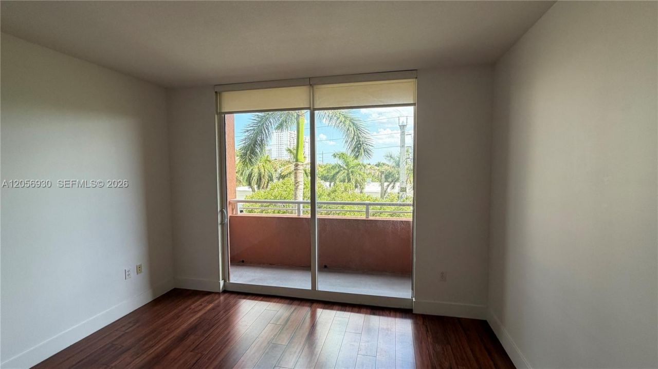 2775 NE 187th St , Unit 316, Aventura, FL 33180 Photo