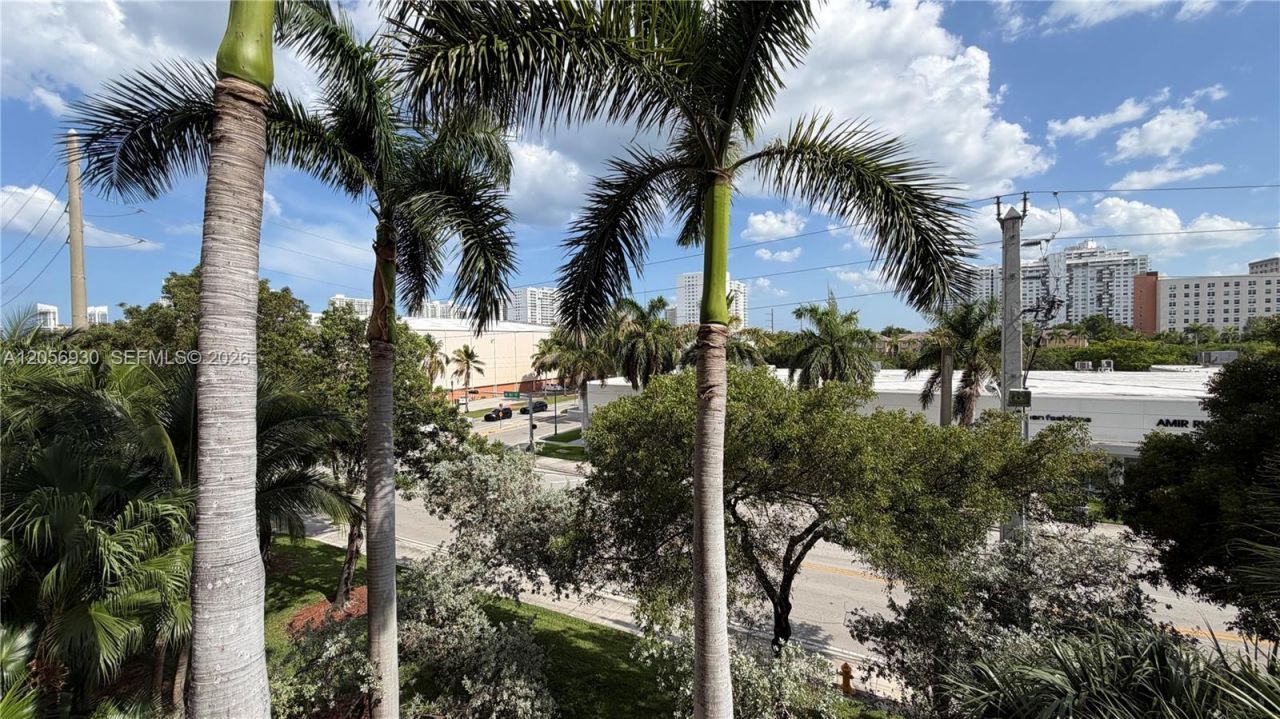 2775 NE 187th St , Unit 316, Aventura, FL 33180 Photo