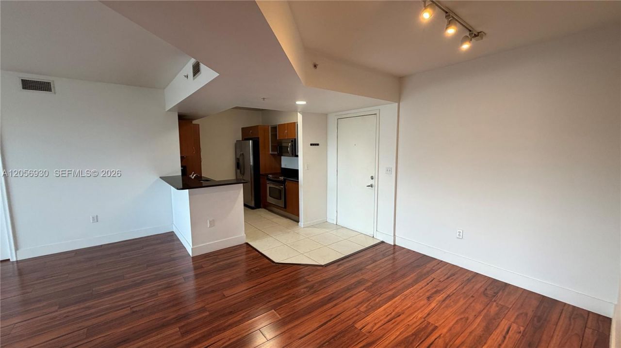2775 NE 187th St , Unit 316, Aventura, FL 33180 Photo