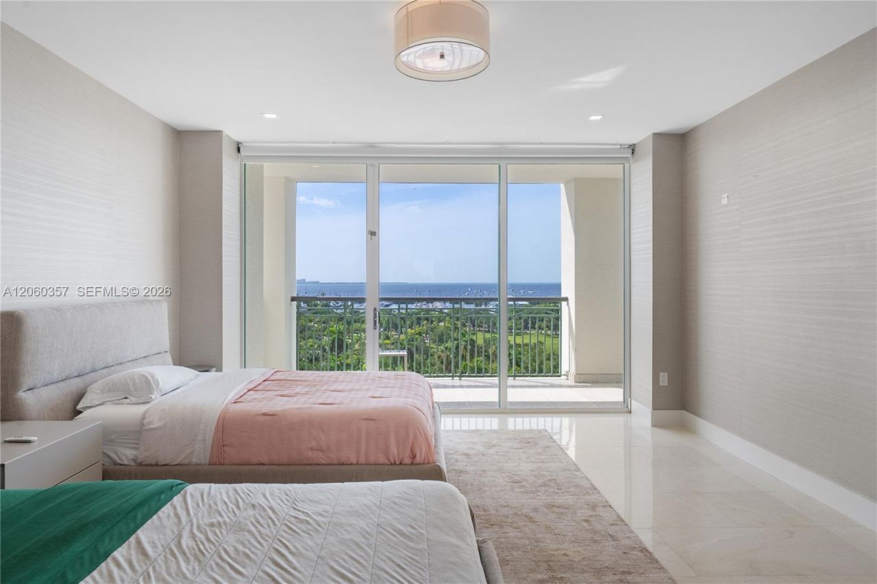 3400 SW 27th Ave , Unit 802, Miami, FL 33133 Photo