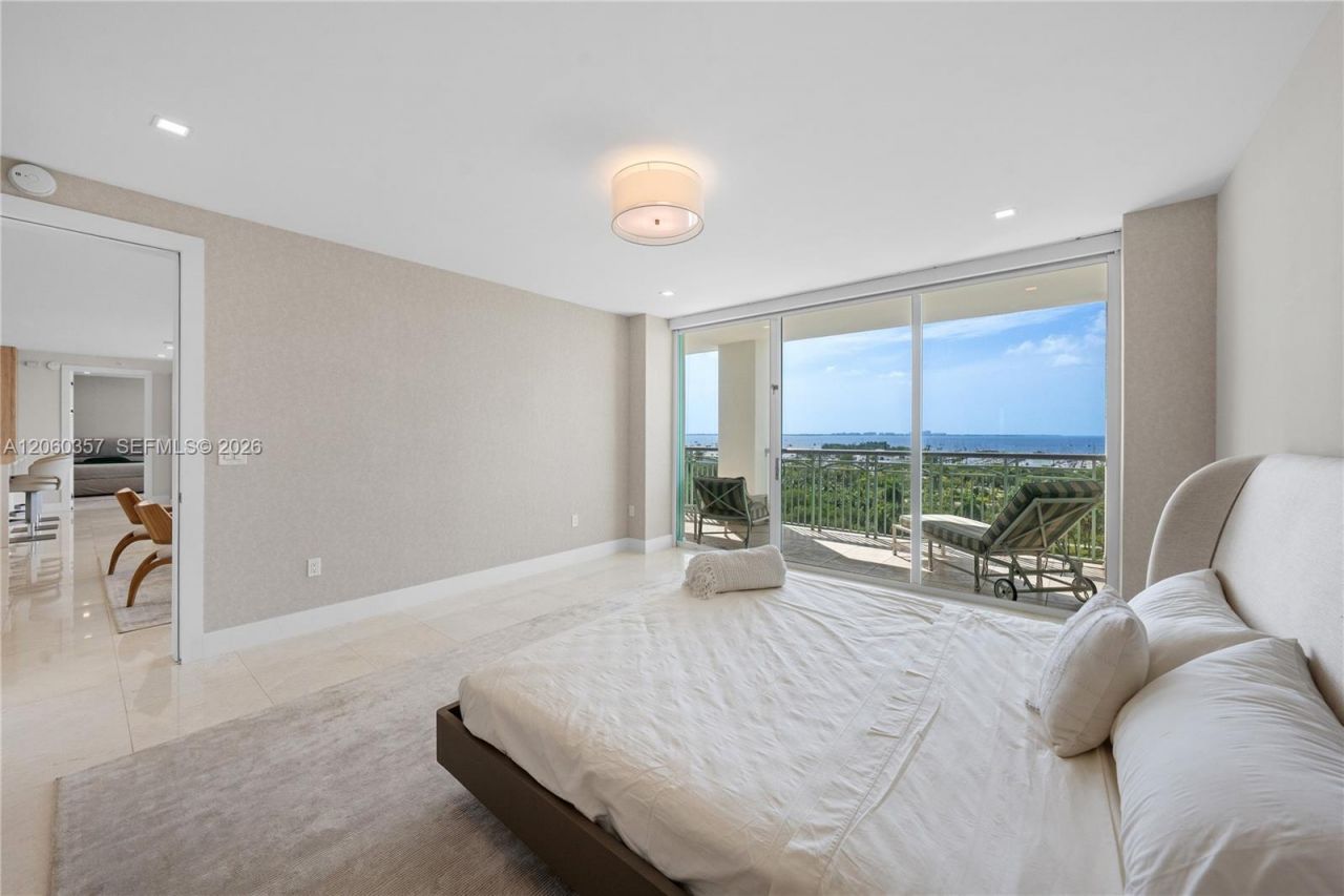 3400 SW 27th Ave , Unit 802, Miami, FL 33133 Photo