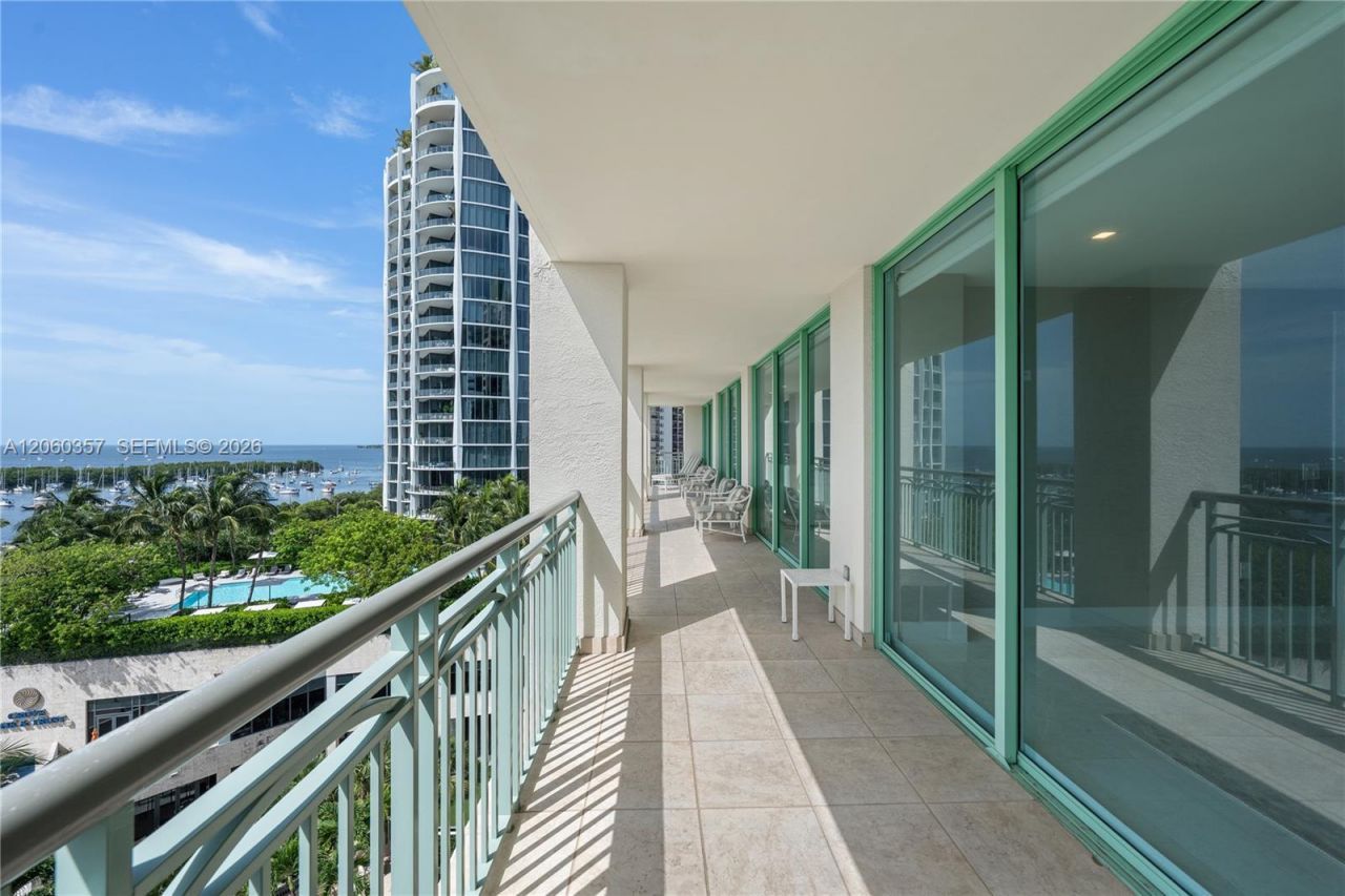 3400 SW 27th Ave , Unit 802, Miami, FL 33133 Photo