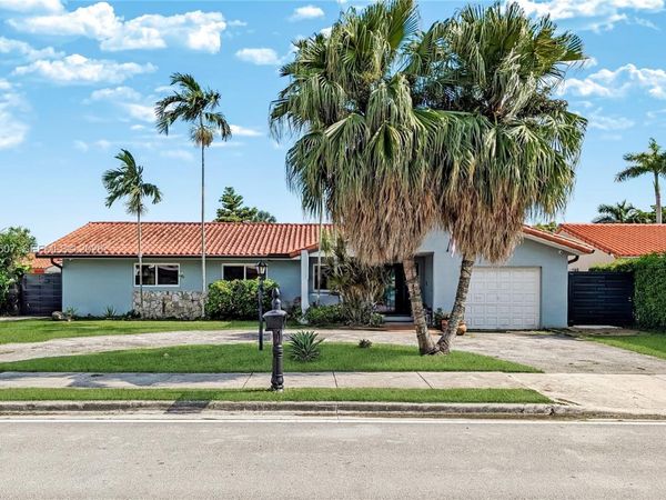 13210 SW 12th St, Miami, FL 33184