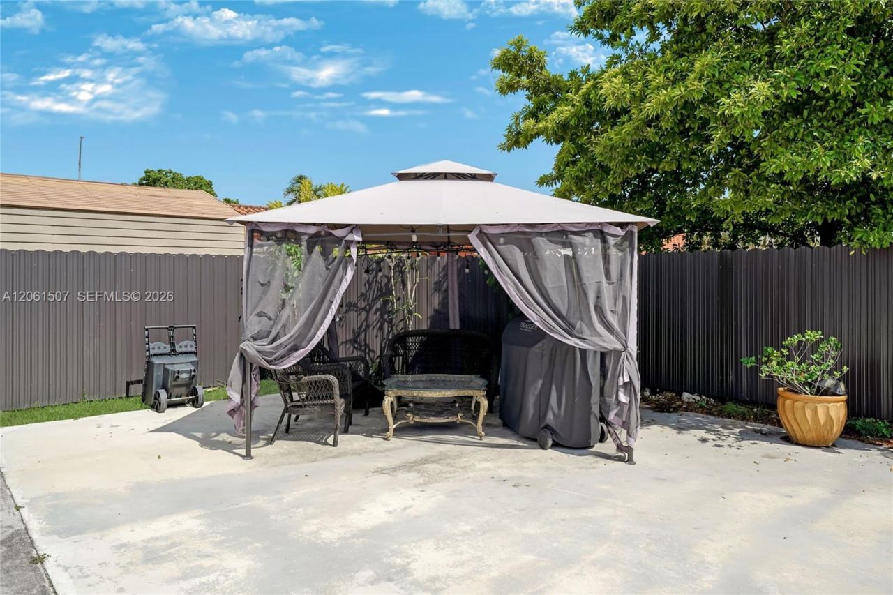 13210 SW 12th St, Miami, FL 33184 Photo