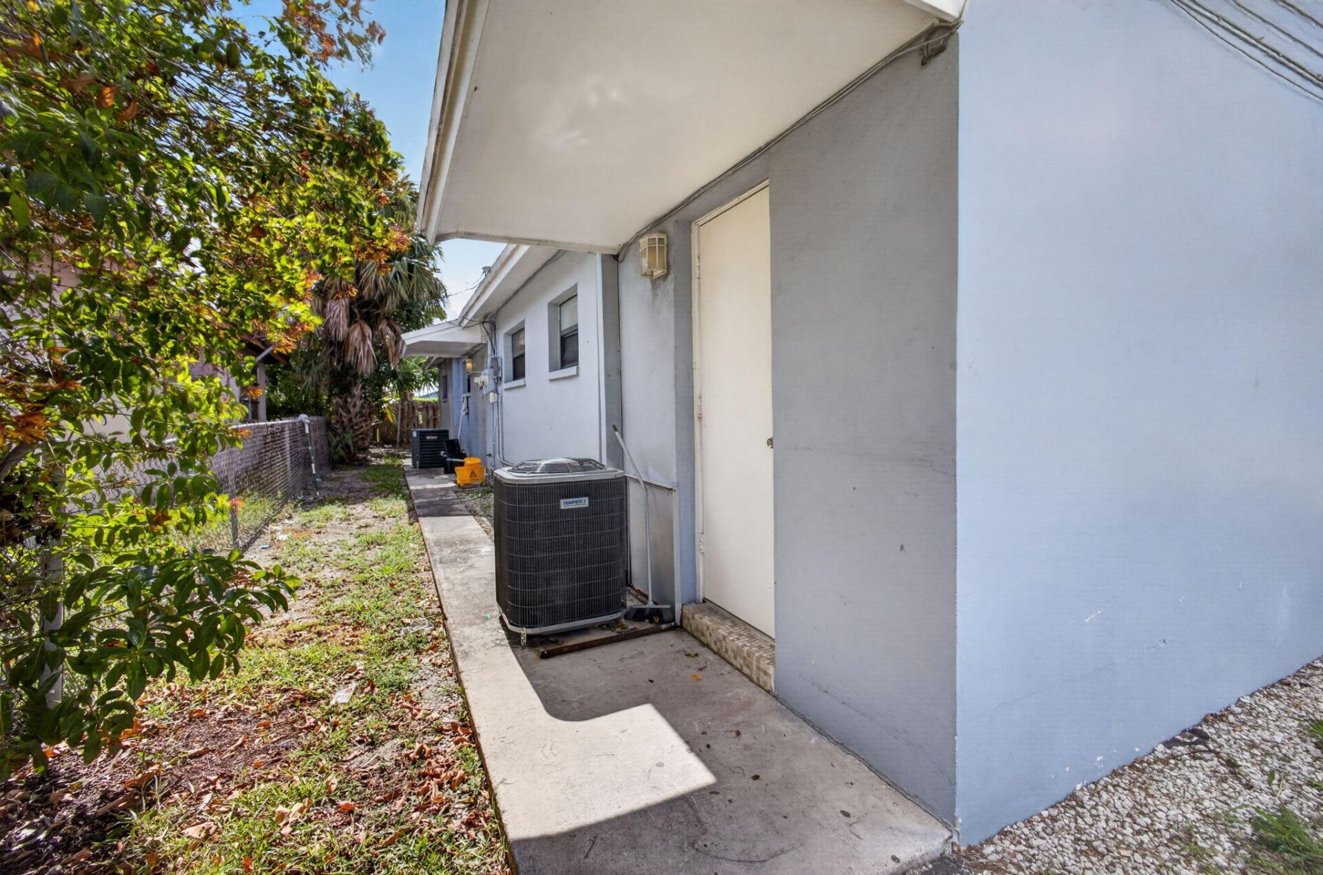 3640 Avenue J, West Palm Beach, FL 33404 Photo