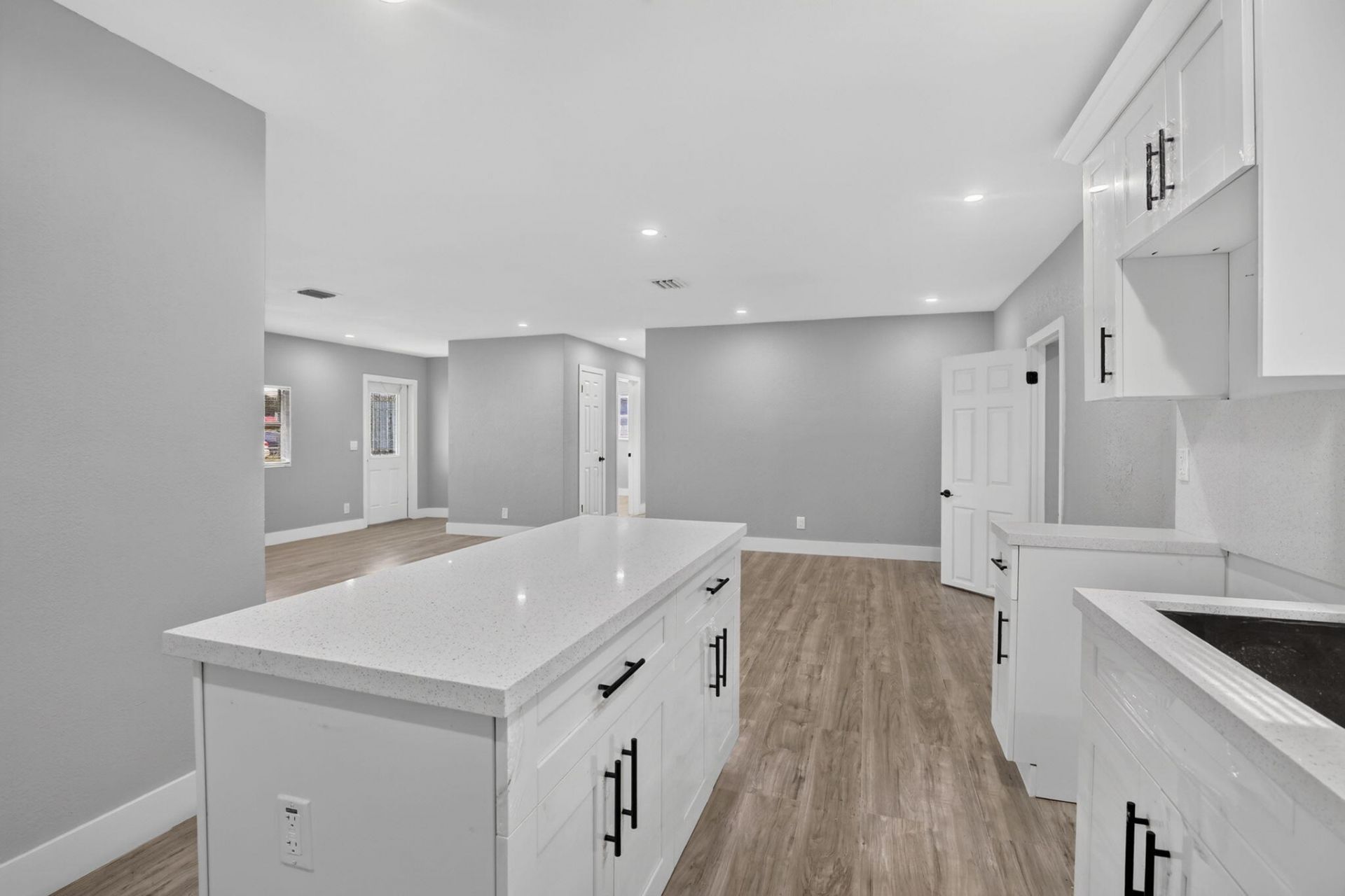 1111 SW 31st Avenue, Fort Lauderdale, FL 33312 Photo