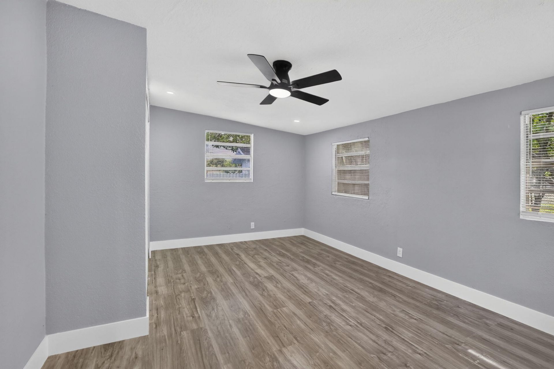 1111 SW 31st Avenue, Fort Lauderdale, FL 33312 Photo