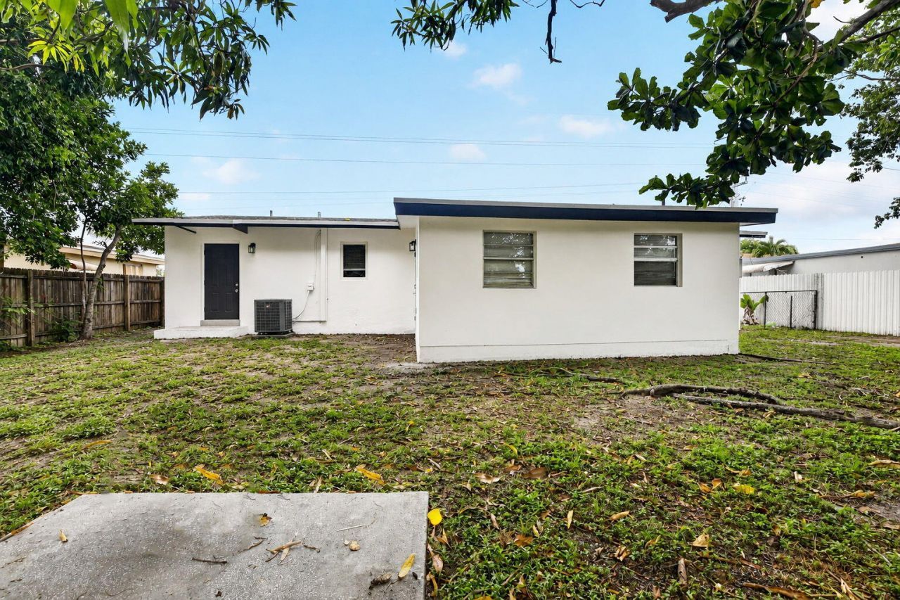 1111 SW 31st Avenue, Fort Lauderdale, FL 33312 Photo