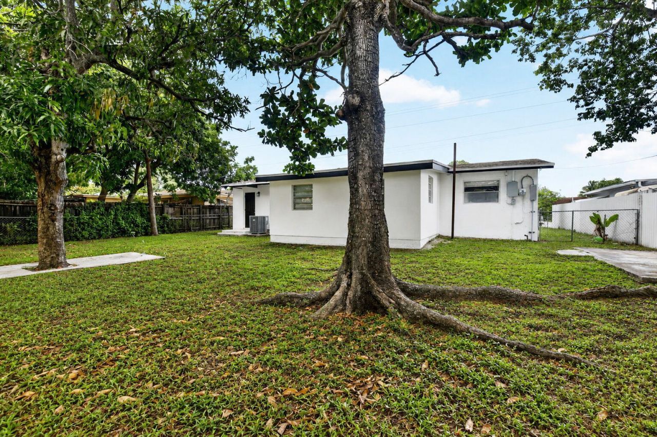 1111 SW 31st Avenue, Fort Lauderdale, FL 33312 Photo
