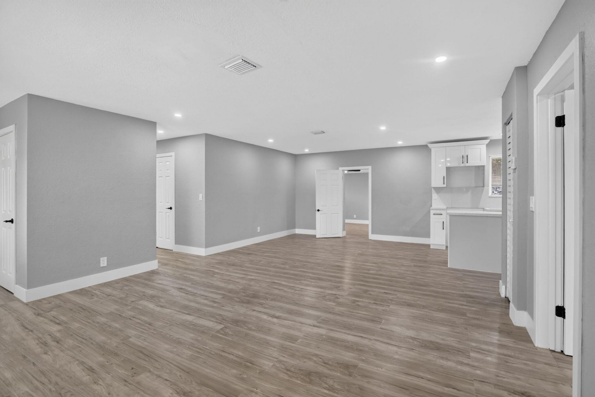 1111 SW 31st Avenue, Fort Lauderdale, FL 33312 Photo