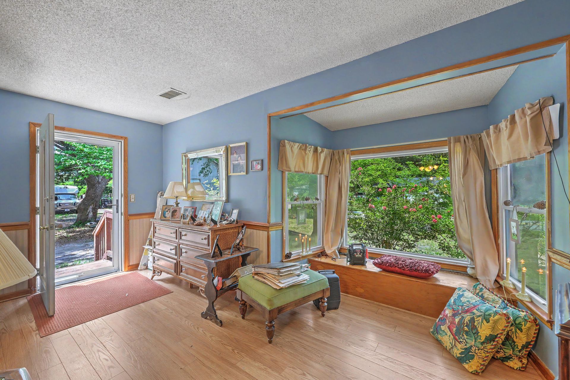 1011 Leonard Drive Photo 26