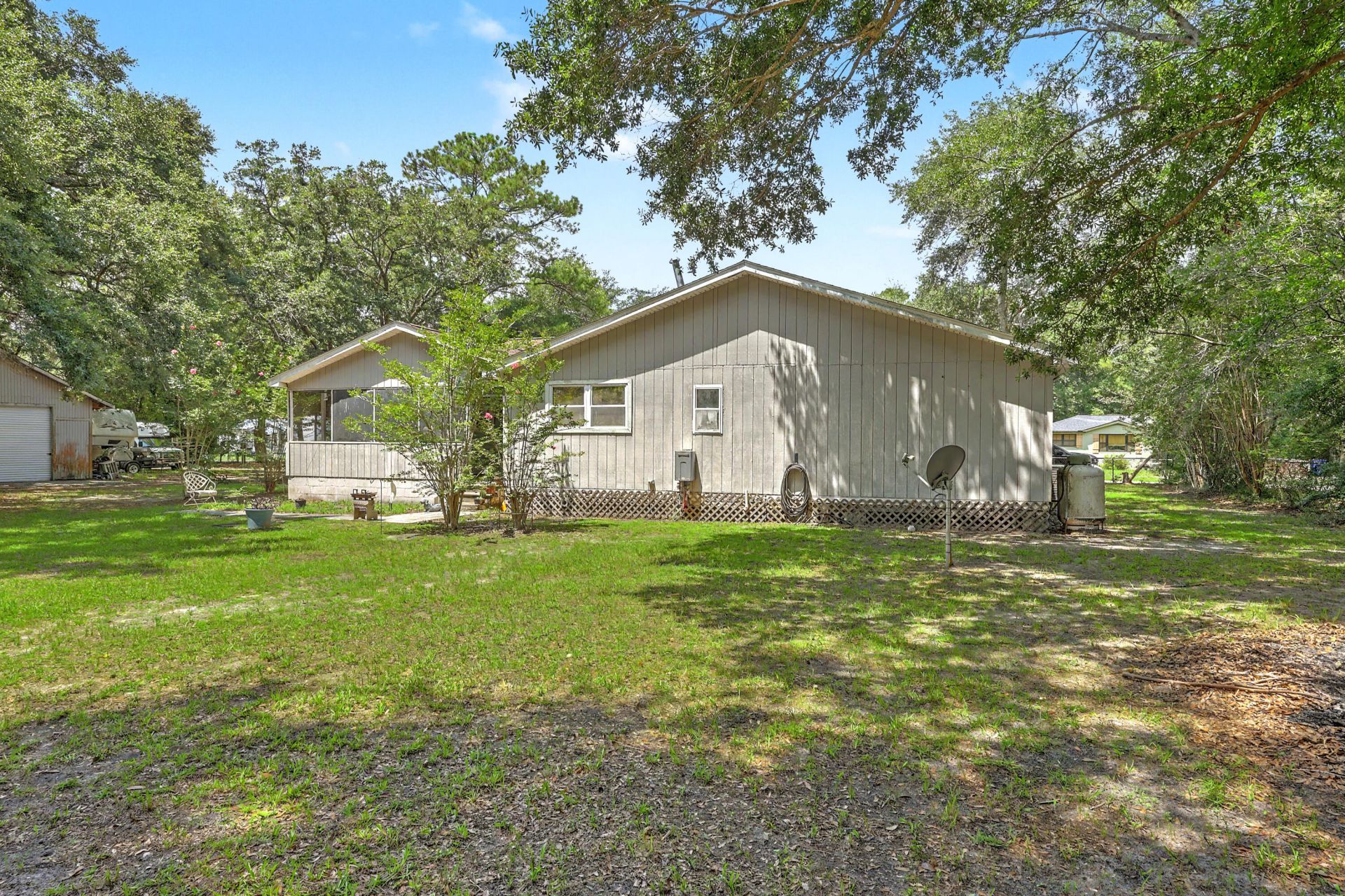 1011 Leonard Drive Photo 33