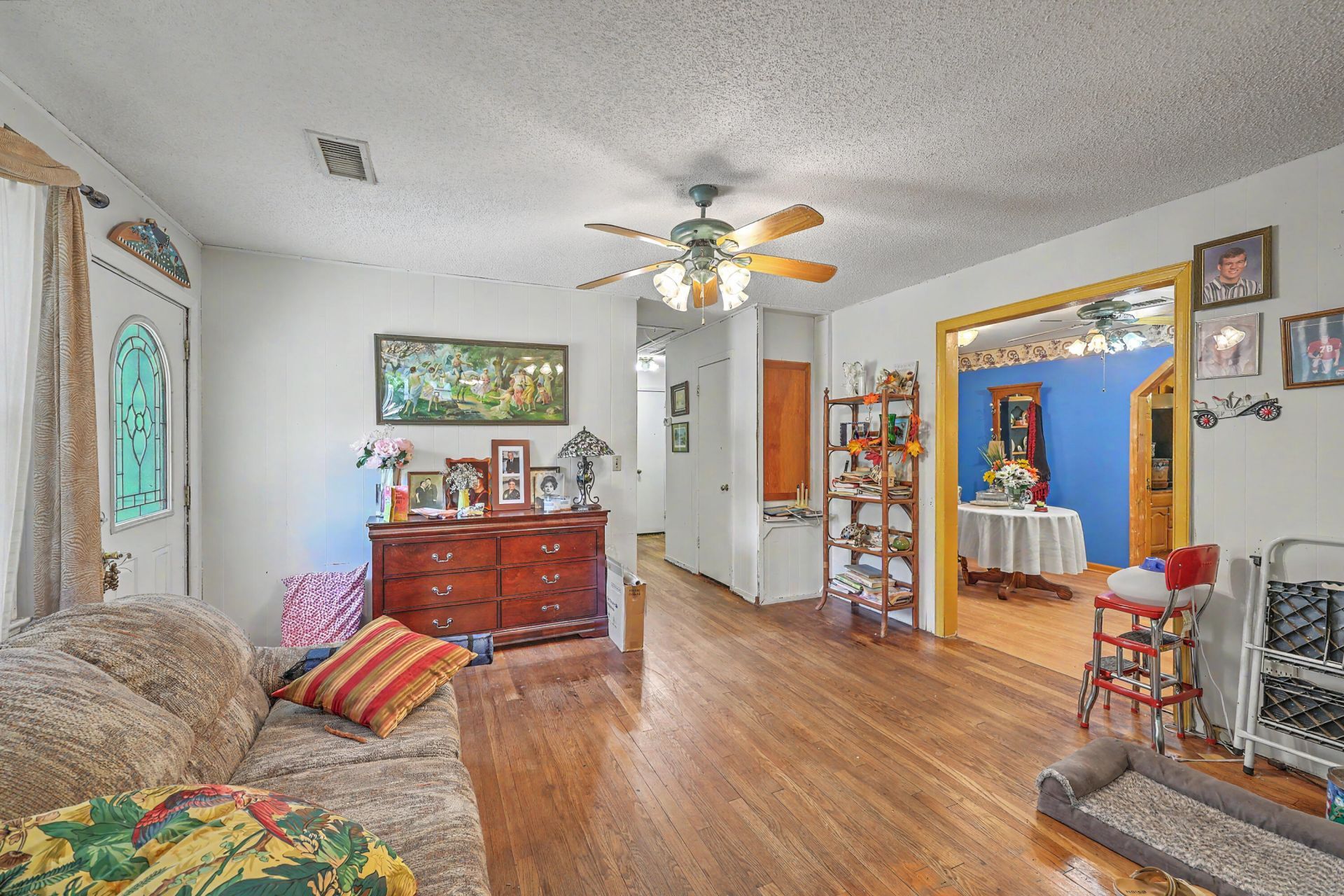1011 Leonard Drive Photo 6