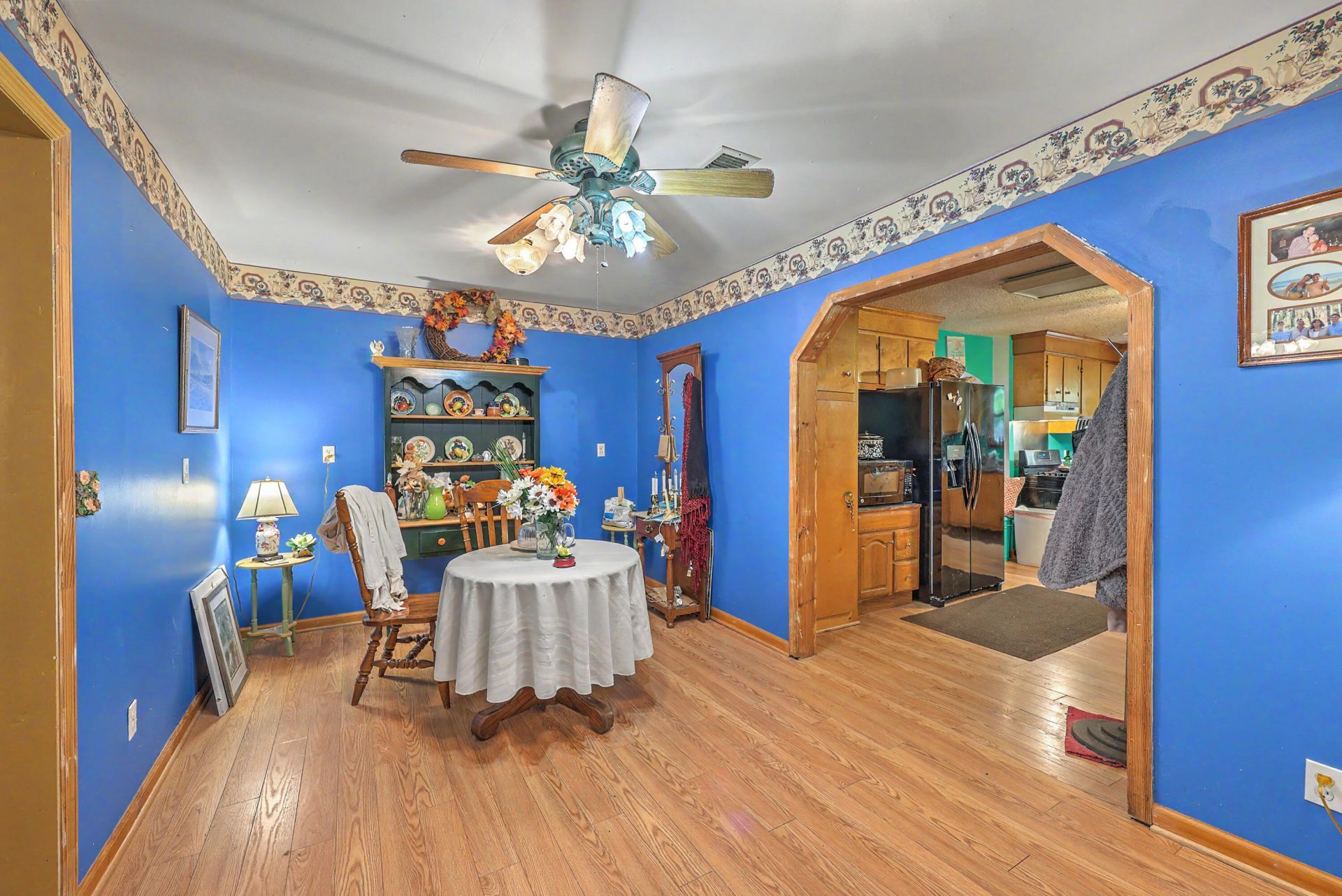 1011 Leonard Drive Photo 7